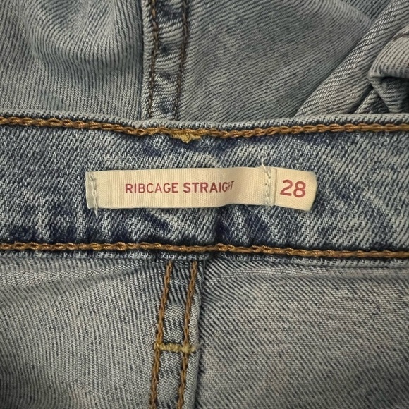 Levi's Women Ribcage Straight Jeans Light Wash - Picture 7 of 7
